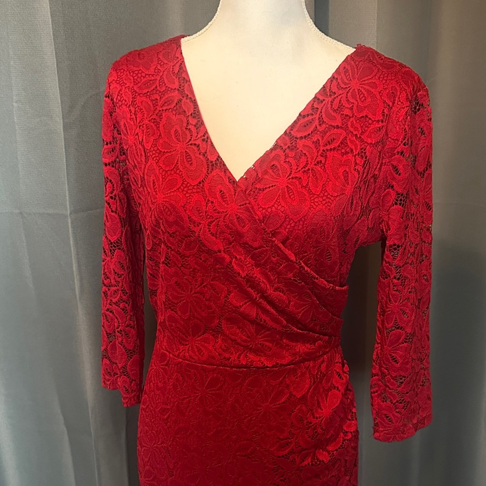 Cranberry Red Stretchy Lace Midi Dress - Picture 2 of 10
